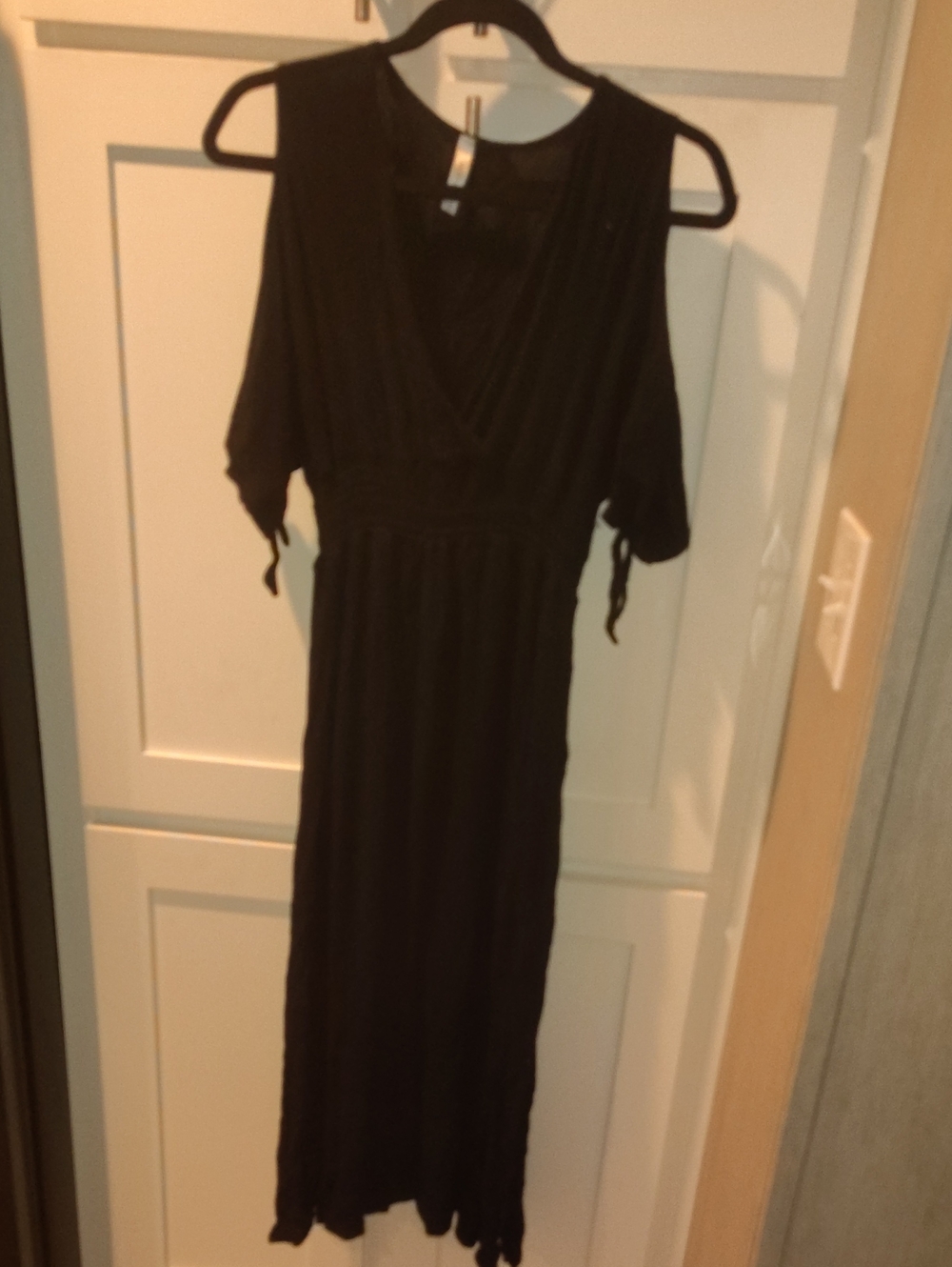 Francesca's Collections Black Cold-Shoulder Wrap Maxi Dress